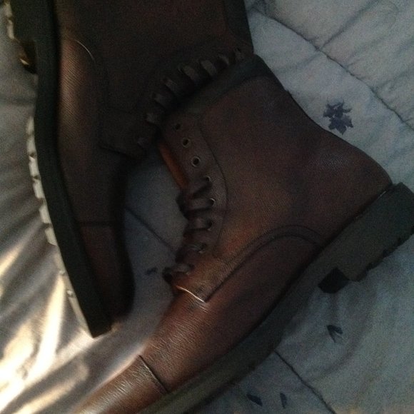 Bloomingdale's Men's Brown Leather Cap Toe Boots - 11.5 - New in Box - Picture 3 of 13